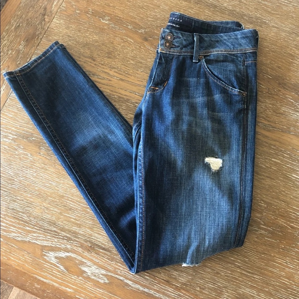 Hudson straight jeans size 27